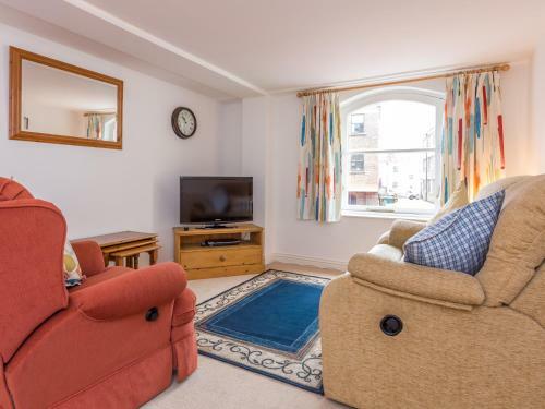 Ships Ahoy