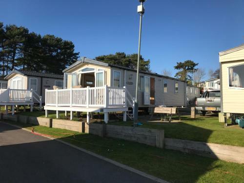 Rockley Holidays