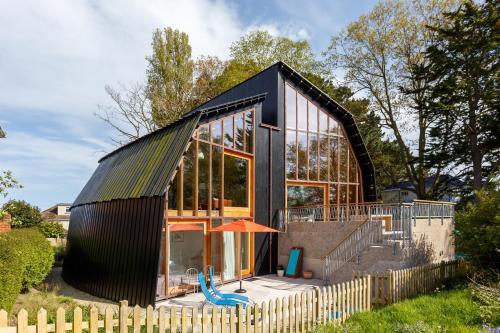 The Houseboat
