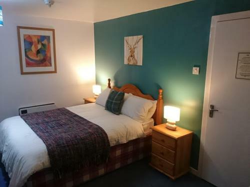 Bed & Breakfast The Castle Hotel
