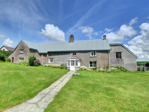 Well Farmhouse