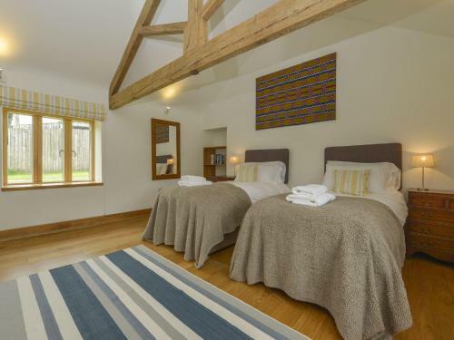 Ogbeare Barn, Bude