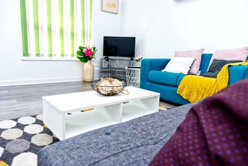 The Pent House - Lushio Apartments