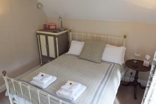 Gorselands Hall Bed And Breakfast