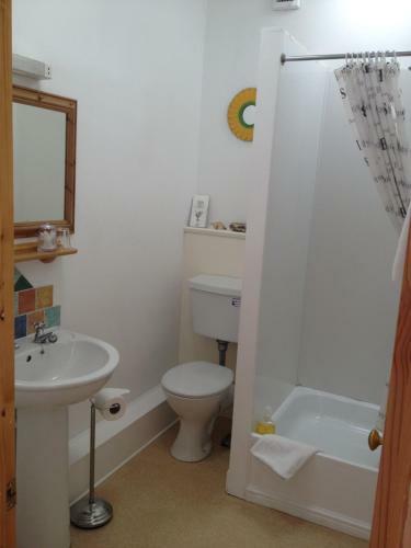 Hostal Acorn Guest House