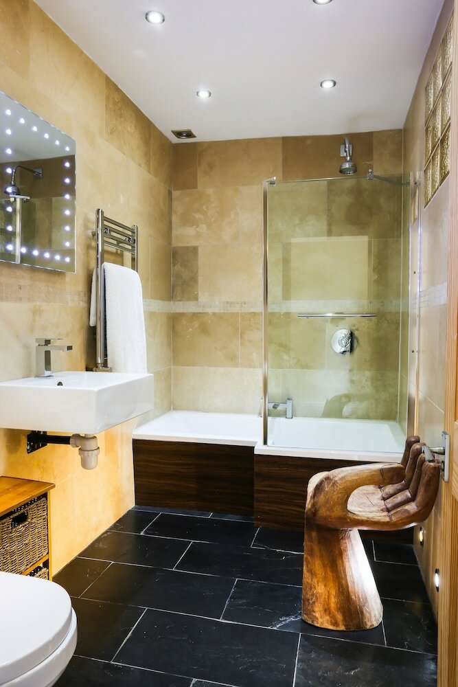 Hostal Harefield Hall