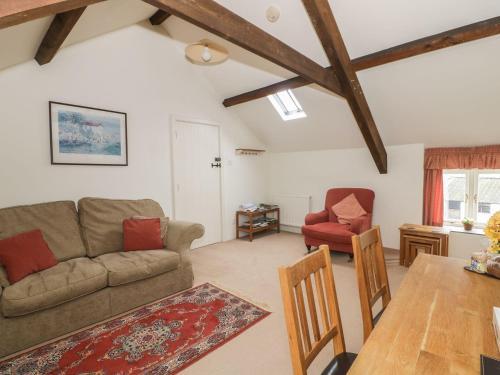 The Old Dairy Loft, Pembroke