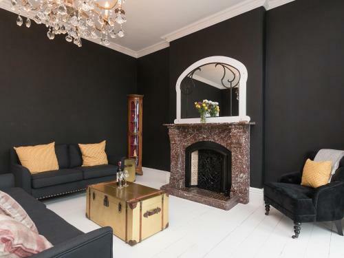 Pendine Manor