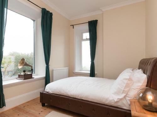 Pendine Manor