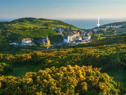 Spacious Apartment In Mortehoe Near The Sea