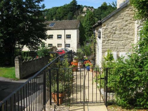 Batemans , Cirencester