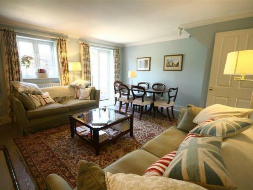 Batemans , Cirencester