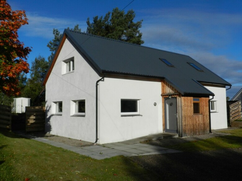 Muir Edge - Highland Holiday Homes