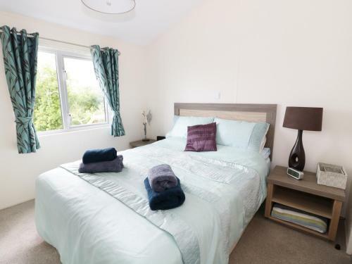 8 Harbour View, New Quay