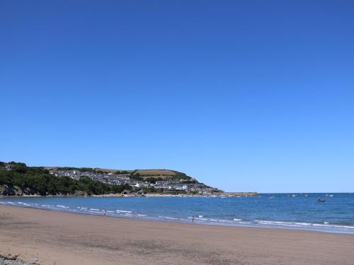 8 Harbour View, New Quay