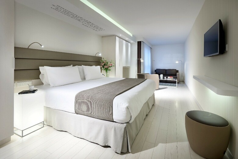Hotel Eurostars Book