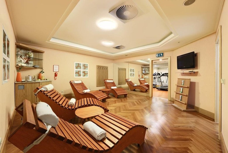 Lindner Hotel Prague Castle