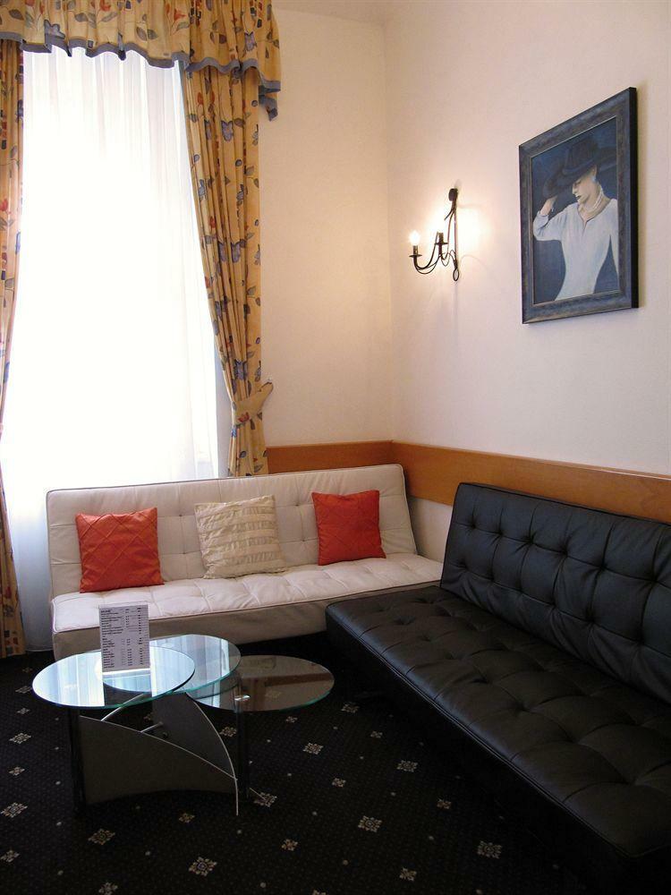 Hotel M�chova