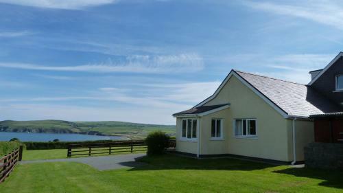 Bwthyn Trefdraeth