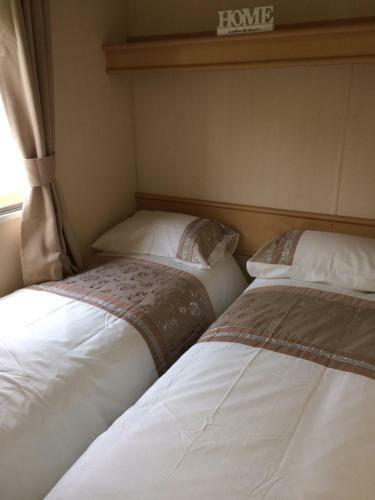 Newquay Porth Caravans