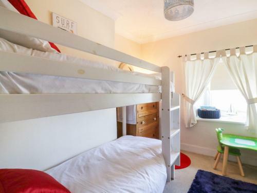 Shenstone, Newquay
