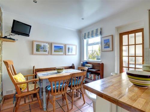 Holiday Home Mawgan Tref
