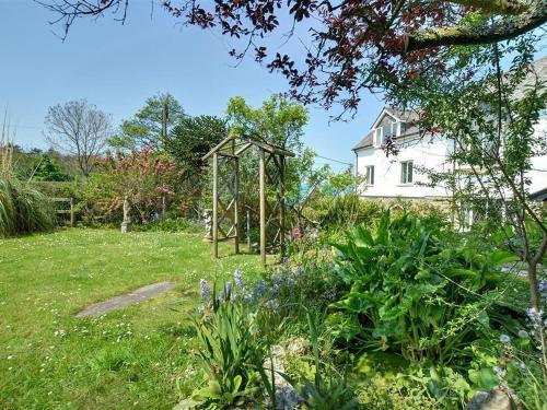 Holiday Home Mawgan Tref