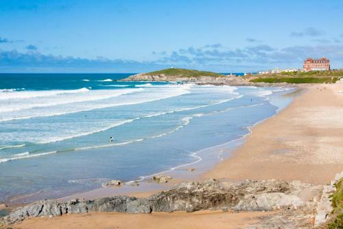 Ground Floor 2-bedroom Apartment - Fistral Beach