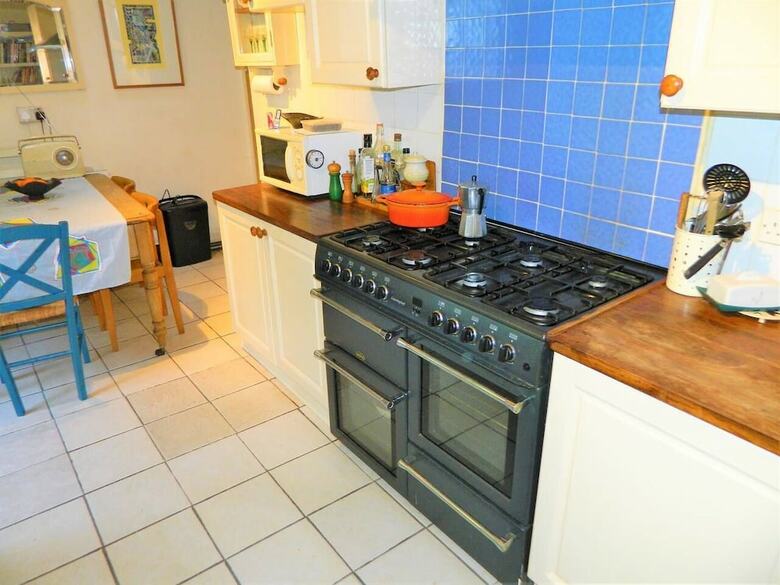 Period Charm With Stunning Views