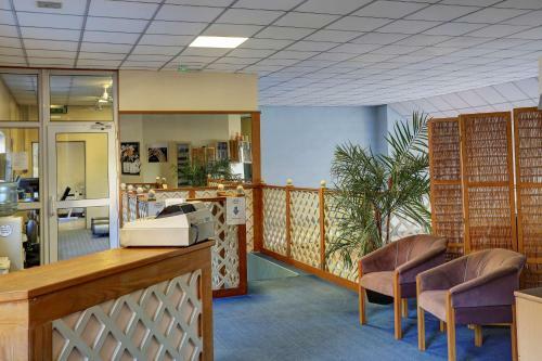 Passage House Hotel