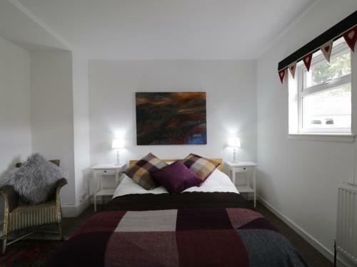 The Beehive, Newtonmore