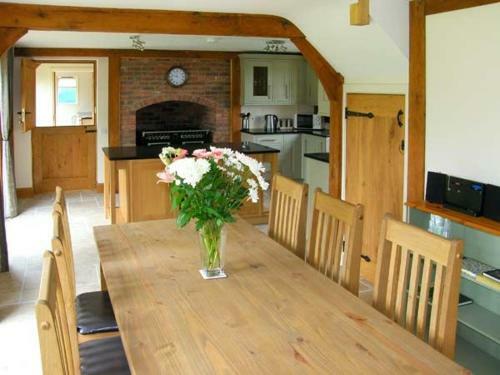 Ty Nant, Newtown