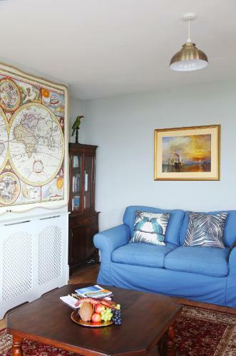 Captain's Quarters