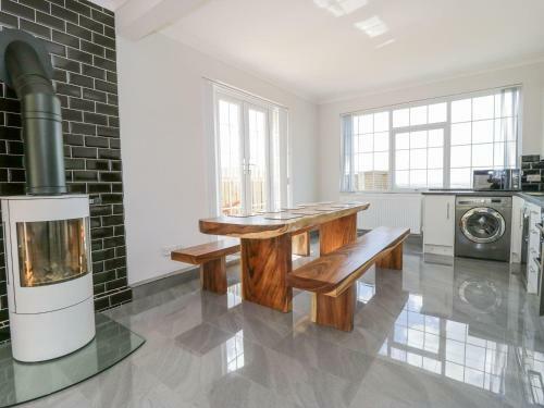 Country Castle, Market Rasen