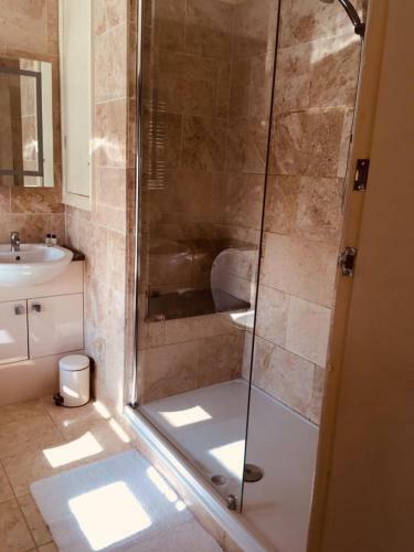 Bed & Breakfast Brass Castle Country House Accommodation