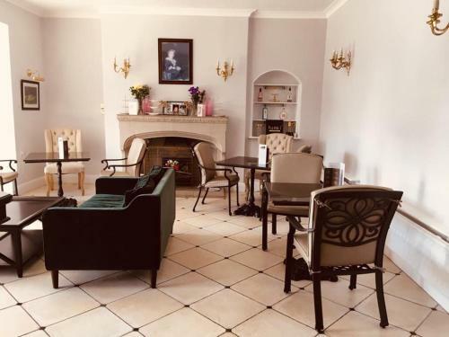 Bed & Breakfast Brass Castle Country House Accommodation