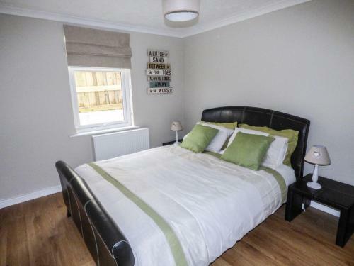 Oakdene, Milford Haven