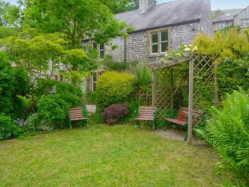 River Garden Cottage