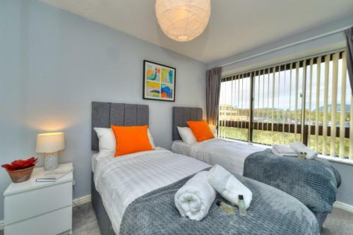 Xscape View Apartment With Balcony