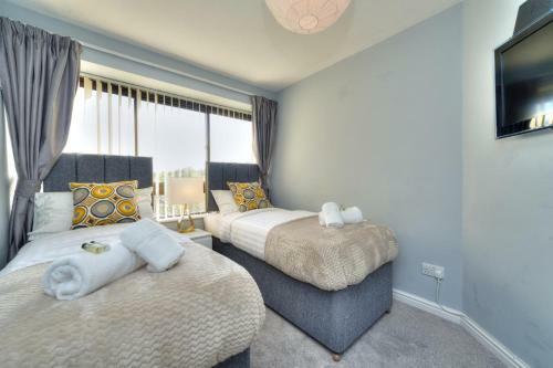 Xscape View Apartment With Balcony