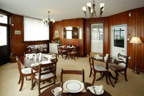 Bed & Breakfast Exmoor House