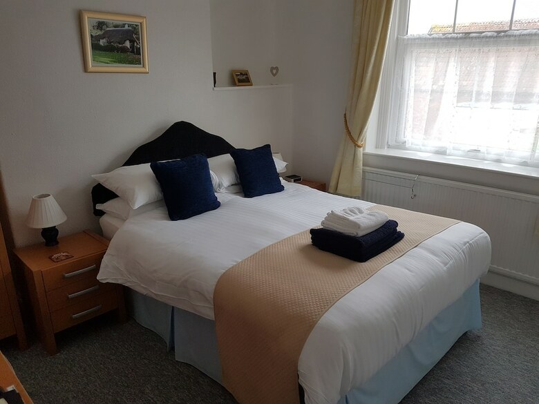 Hostal Montrose Guest House