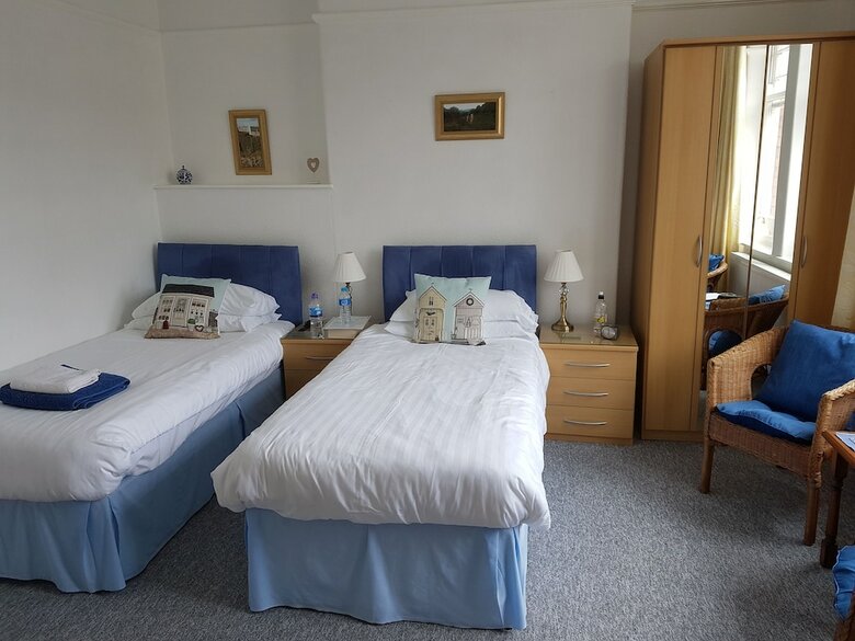 Hostal Montrose Guest House