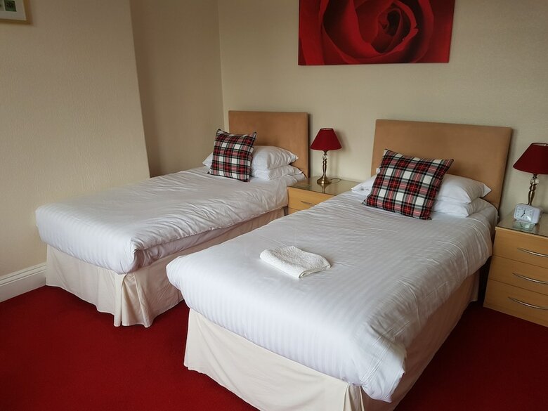Hostal Montrose Guest House