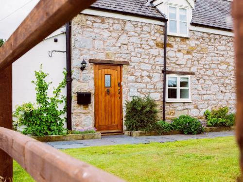 Bryn Farm Cottage, Mold