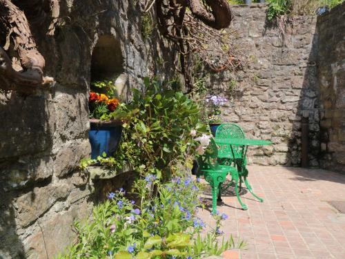 4 Bridge Flats, Monmouth
