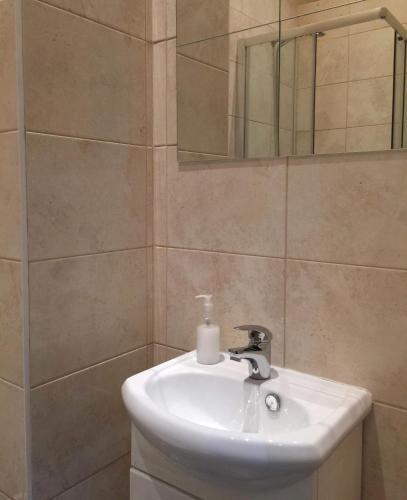 Central London Budget Hotel