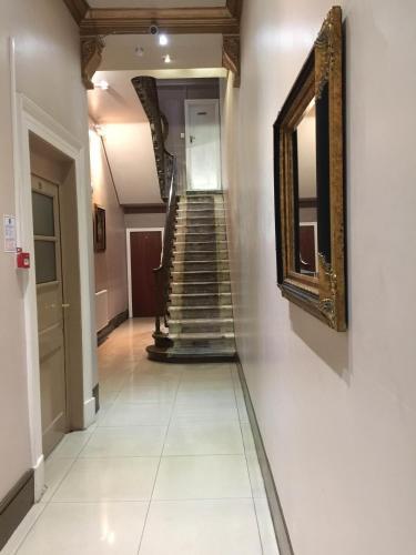 Central London Budget Hotel