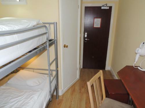 Hotel Dolphin Inn - The Lodge