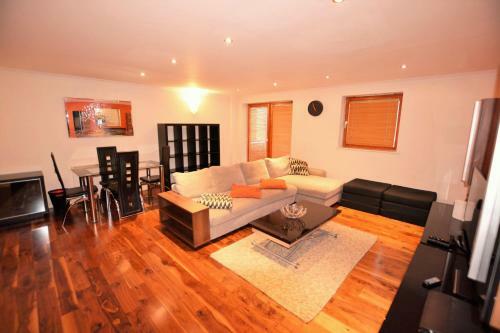 Zen Apartments - London